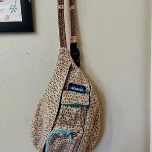 KAVU Geometric Sling Bag